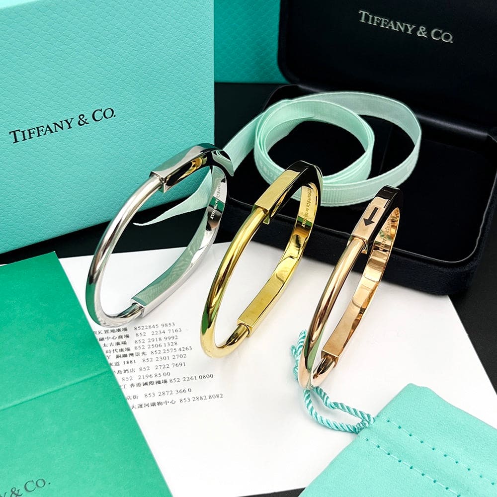 18K Tiffany Lock Bangle Bracelet