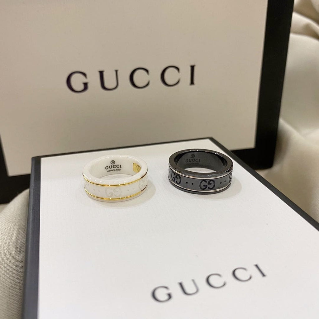 18K Double Gucci Icon Black Corundum Ring