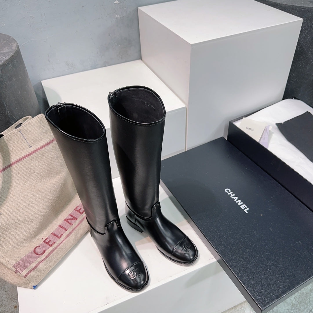 CHANEL KNEE-HIGH ZIPPER BOOTS 25S 25 MM IN BLACK LAMBSKIN