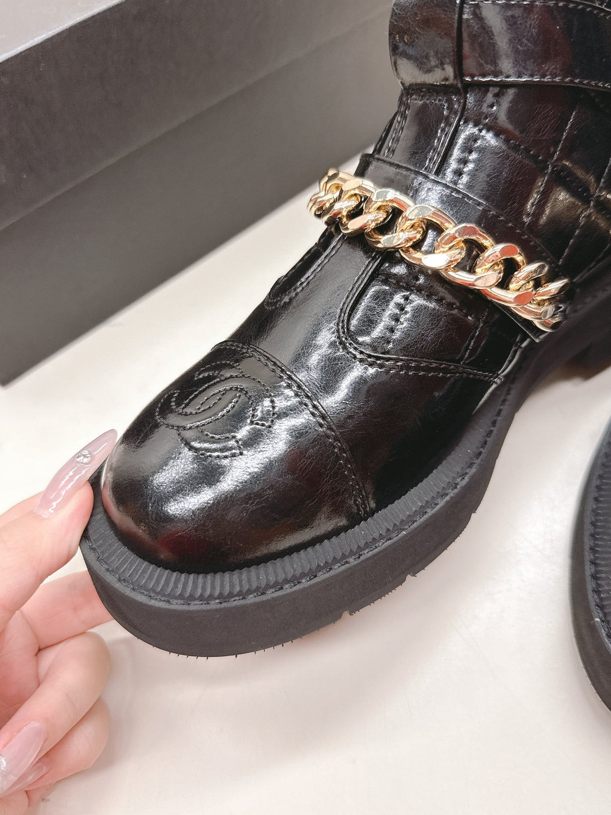 CHANEL ANKLE BOOTS 25S IN BLACK SHINY LAMBSKIN WITH GOLD HARDWARE