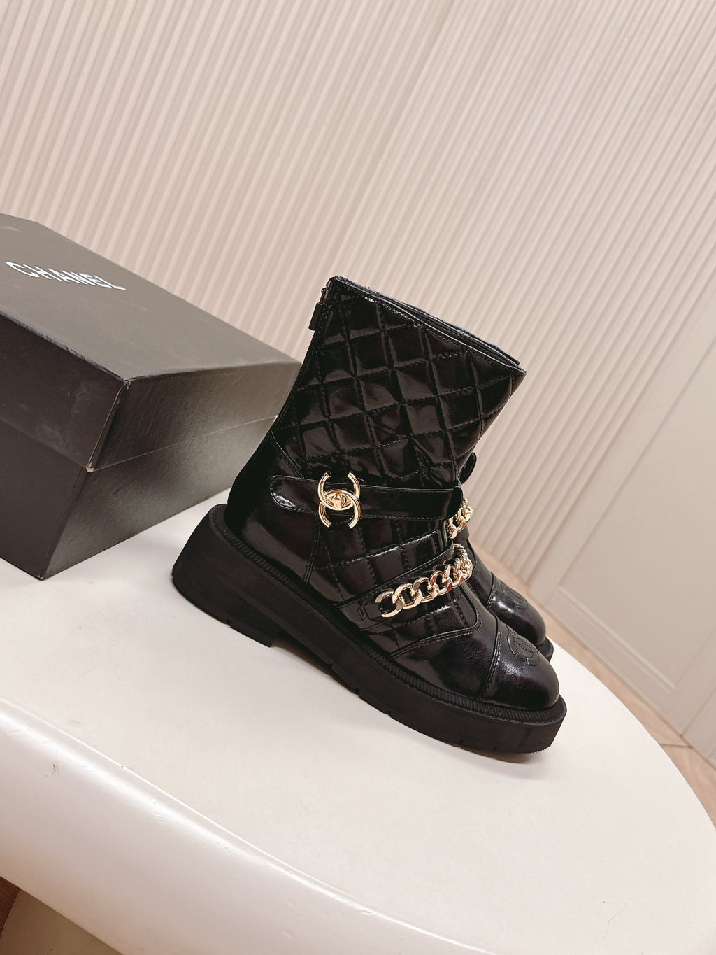 CHANEL ANKLE BOOTS 25S IN BLACK SHINY LAMBSKIN WITH GOLD HARDWARE