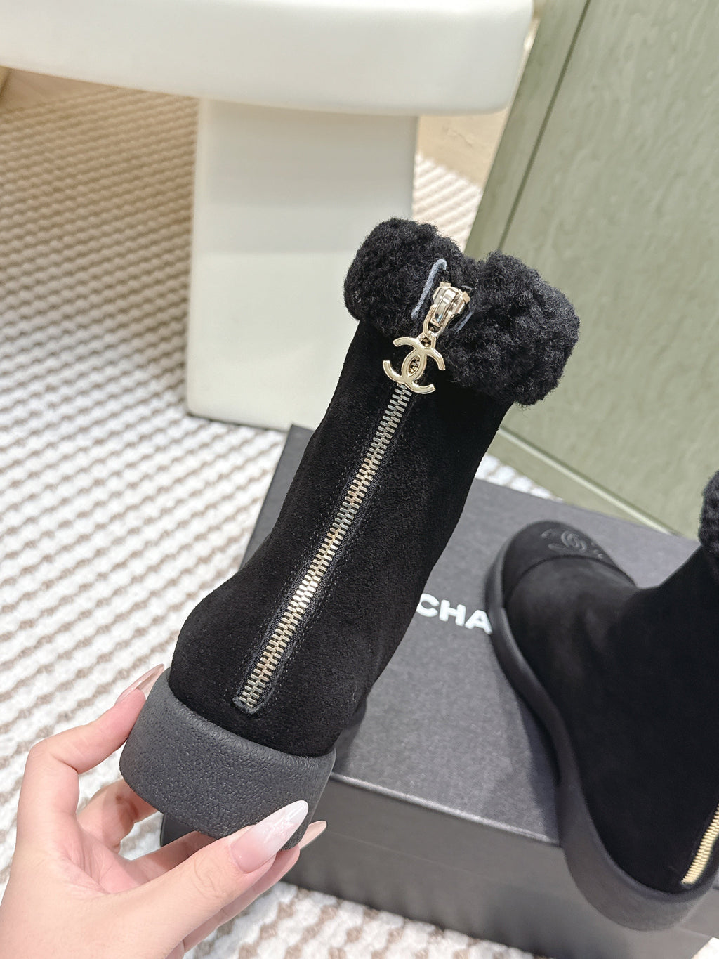 CHANEL 25S CALF-HIGH BOOTS IN BLACK SUEDE LINED WITH SHEEPSKIN